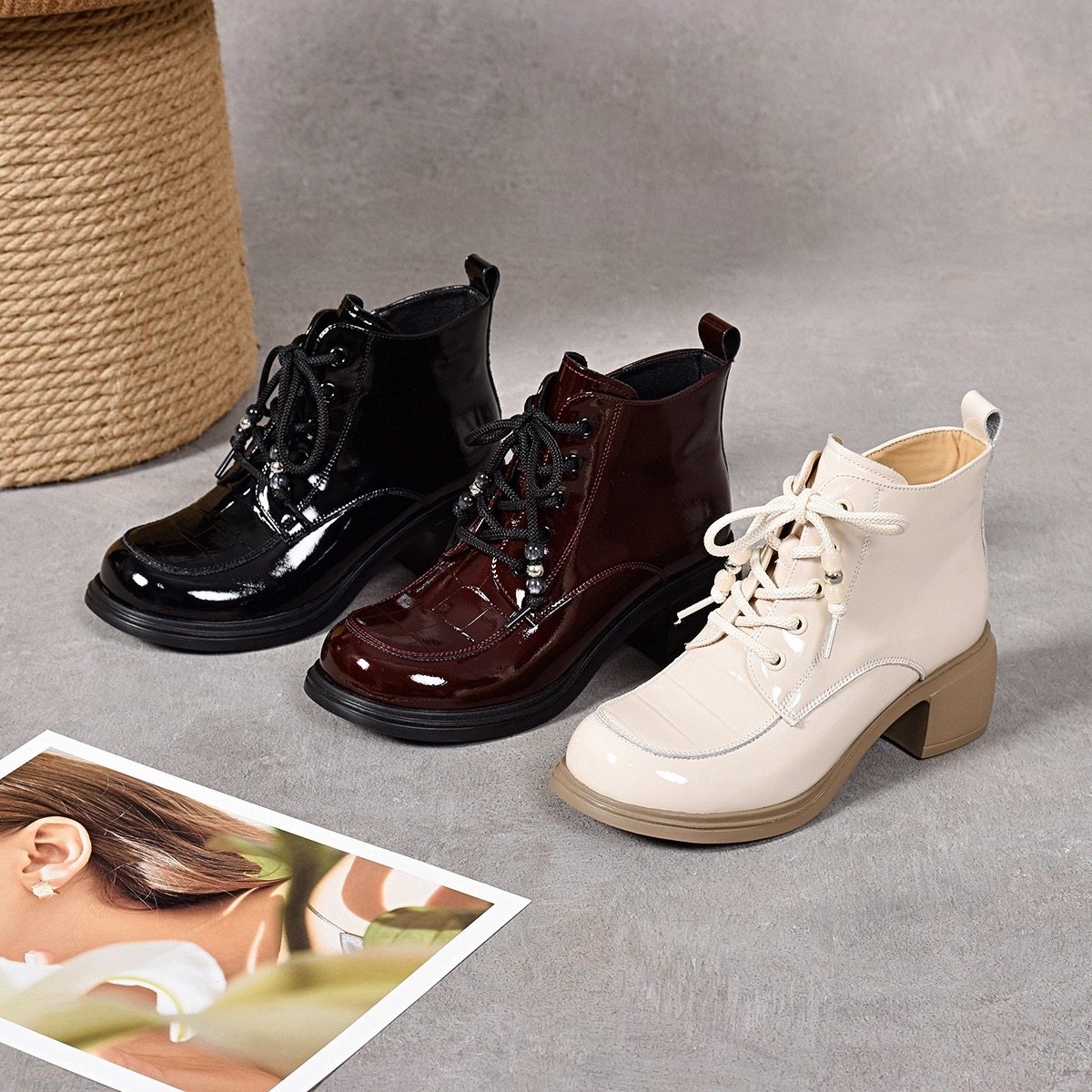 漆皮短靴真皮粗跟时尚裸靴秋冬季加绒英伦风亮皮靴子软底百搭皮靴,淘宝优惠券,粉丝福利购,淘宝优惠卷