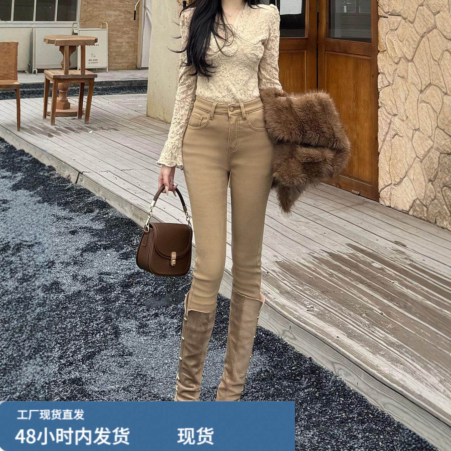 卡其色紧身高腰小脚牛仔裤女2025新款冬季加绒加厚小个子铅笔裤子,淘宝优惠券,粉丝福利购,淘宝优惠卷