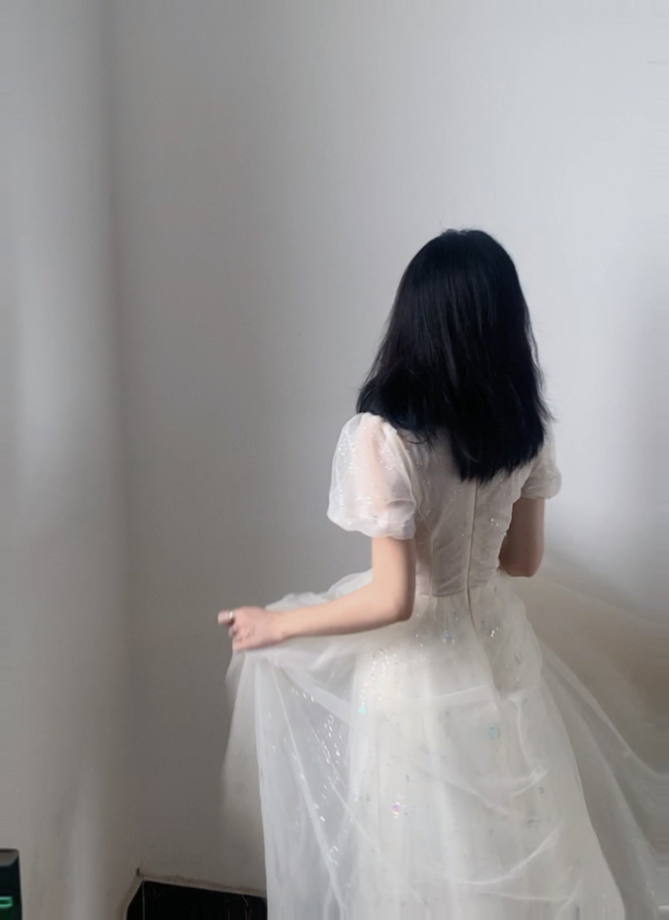 2023新款香槟色轻奢气质年会主持人旗袍领显瘦宴会成人礼晚礼服