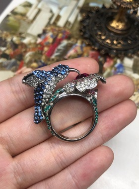 青岛中古饰品精致优雅高档铜材质