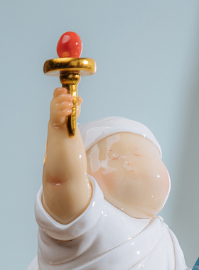 稀奇艺术《自由男神》限量款雕塑