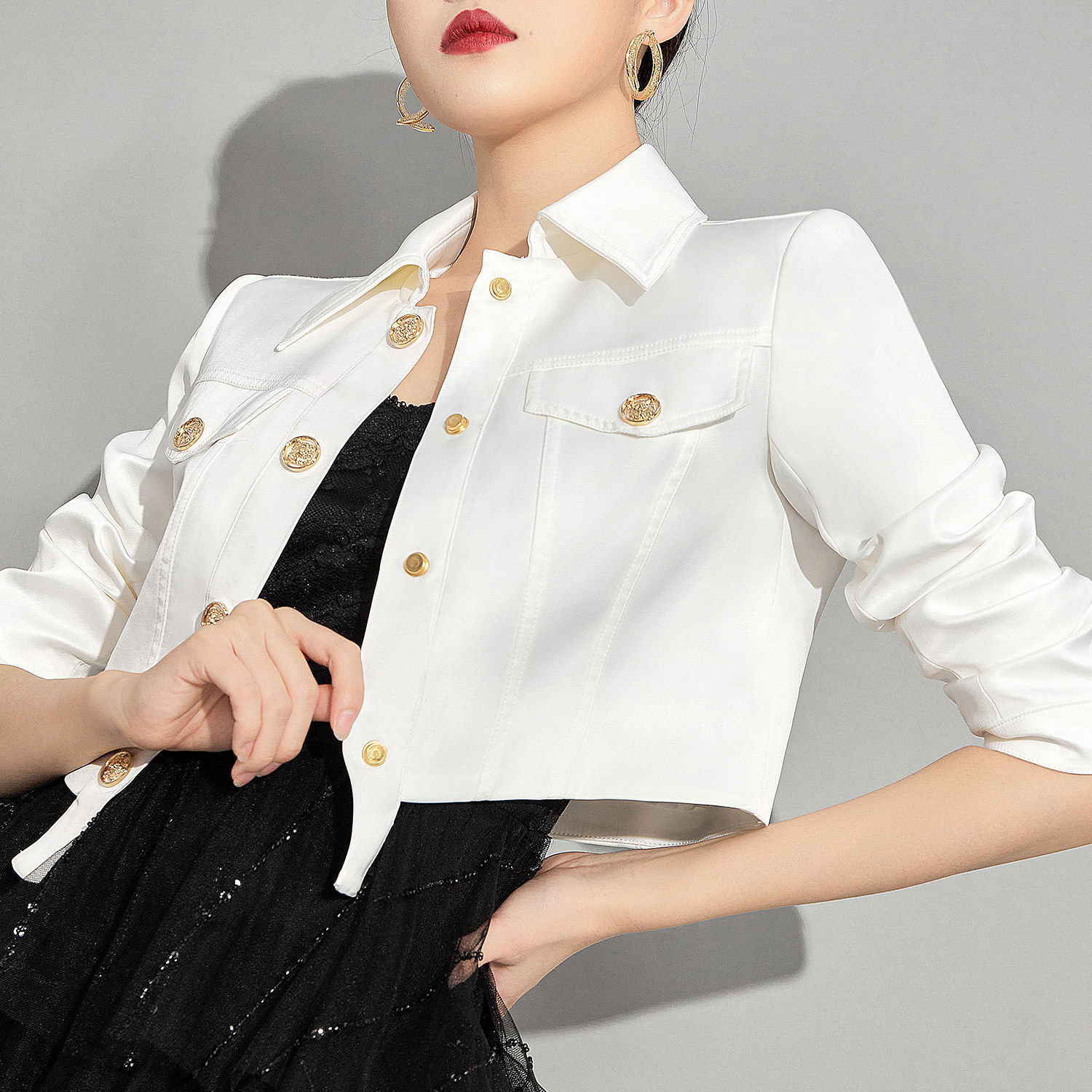 aui白色工装气质2023春季感短外套 aui短外套