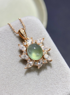 天然葡萄石吊坠 冰种起荧光晶体干净925银精工镶嵌8*10mm