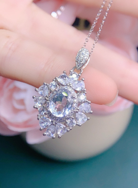 天然海蓝宝吊坠主石约6*8mms925银镶嵌 天然海蓝宝支持检测！