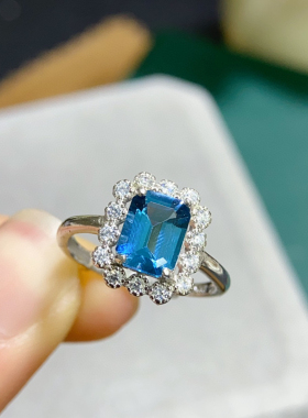 s925银镀18k白金色天空蓝托帕石戒指吊坠天然蓝色宝石原创高级感