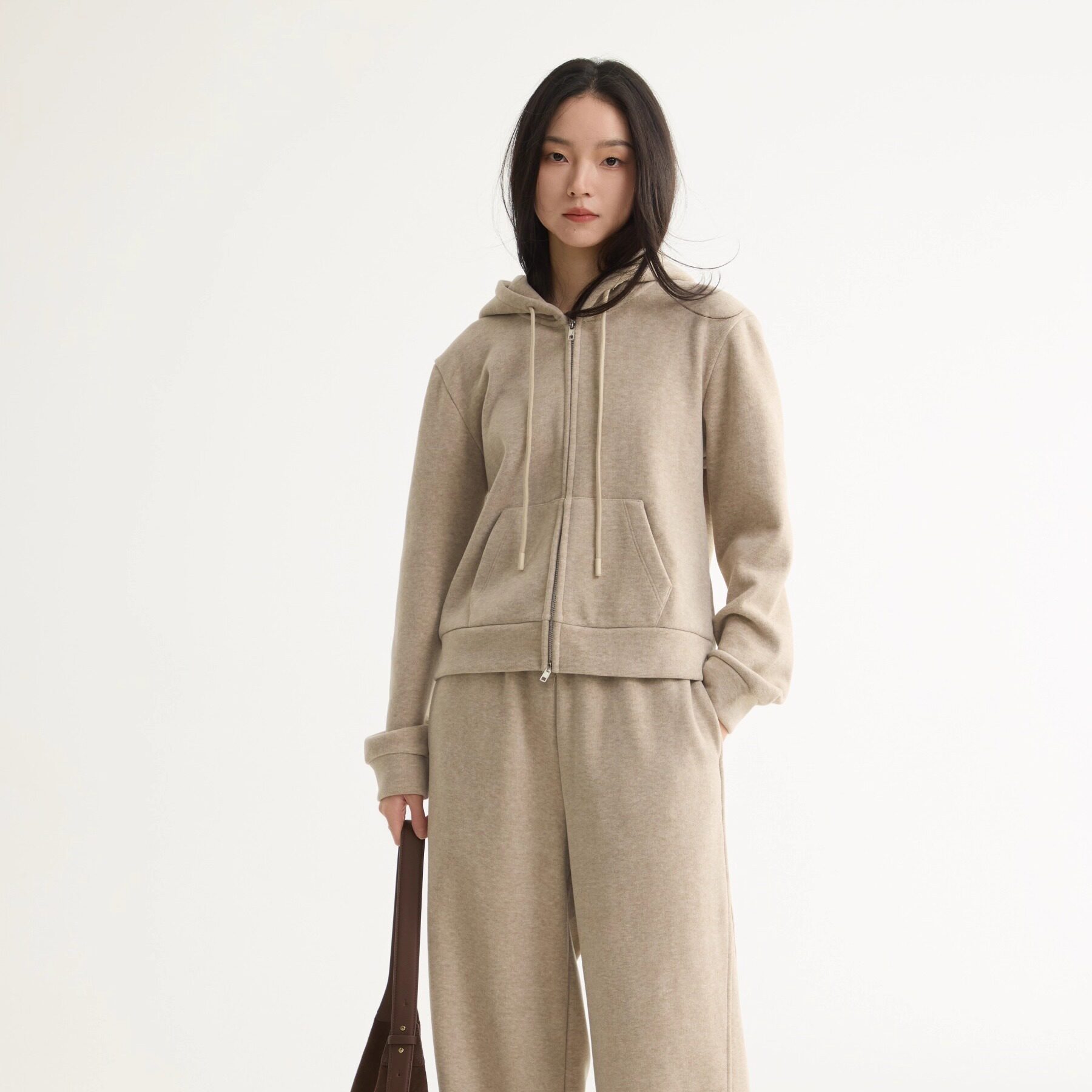 芙蕖FUXU 一件过冬 连帽拉链短卫衣松紧腰阔腿直筒长裤两件套装女