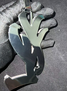 欧美嘻哈珠宝 PLAYBOI CARTI厂牌同款YVL满钻吊坠