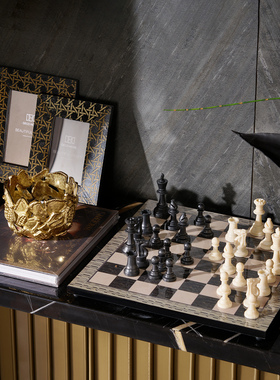 现代轻奢书架装饰摆件套装客厅书房金属工艺品组合装饰品