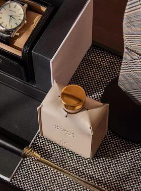 现代轻奢男士玄关组合摆件样板房领带香水手表收纳盒高档软装