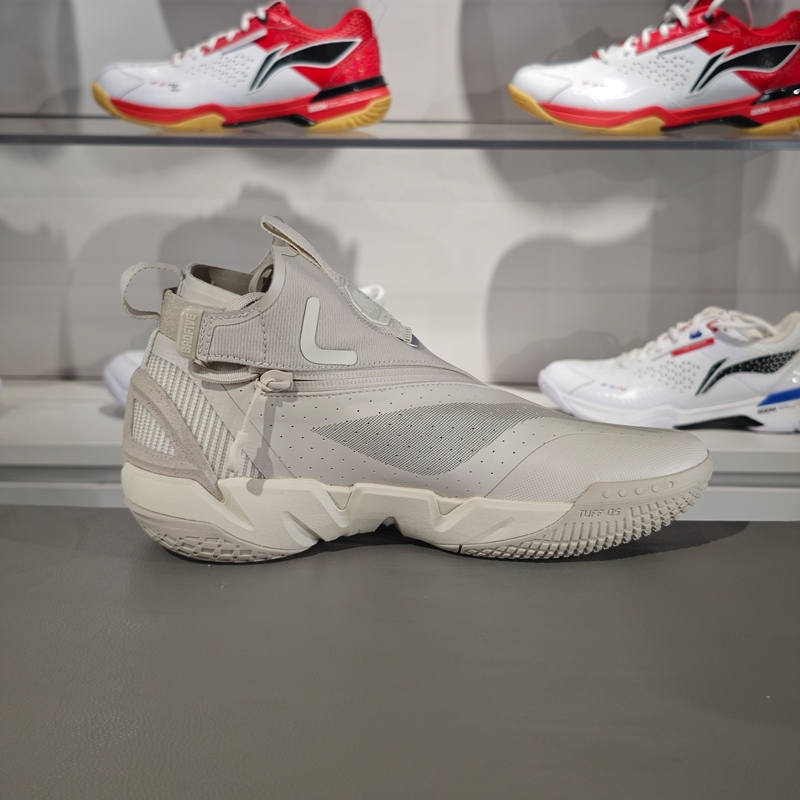 李宁2024冬新款反伍4 WNTR男子轻量高回弹中帮篮球外场鞋ABFU031 - 图2