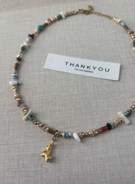 黄金色小马复古彩色天然石串珠项链女小众设计感锁骨链高级感通勤