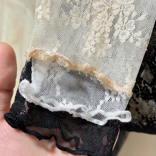 High collar plus velvet lace bottoming shirt for women 2024 new fungus edge high-end layering wear with mesh warm shirt