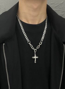 镶钻十字架项链男颈链