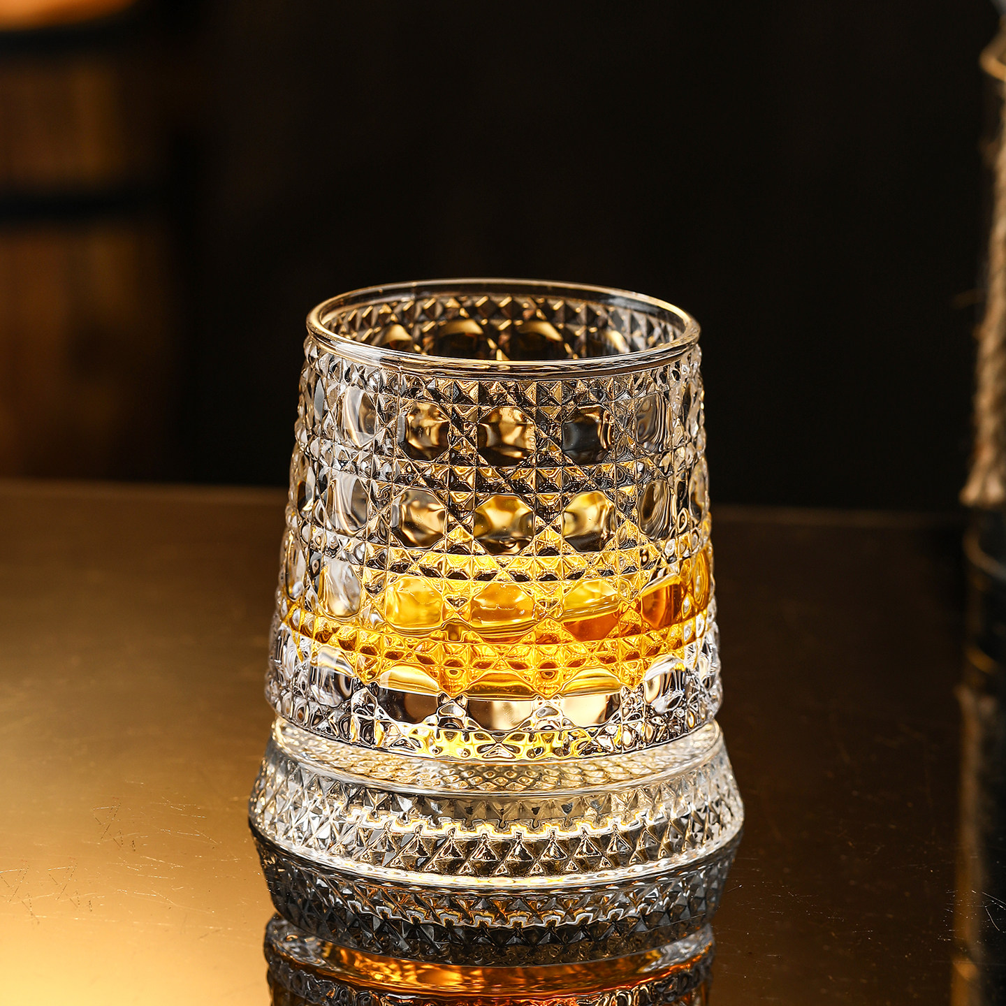 麦卡伦转转杯子水晶旋转威士忌酒杯高级感白兰地啤酒杯古典洋酒杯,淘宝优惠券,粉丝福利购,淘宝优惠卷