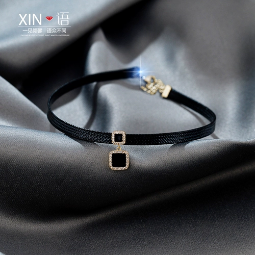 Черное короткое ожерелье, чокер, брендовая цепочка до ключиц, коллекция 2022, простой и элегантный дизайн