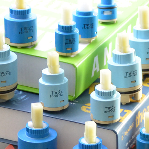 阀芯陶瓷混水阀芯菜盆面盆水龙头冷热阀芯25/35/40MM卫浴维修配件 - 图1