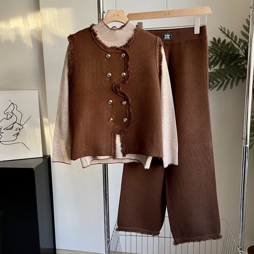 妈妈装新中式毛边马甲针织套装秋款气质小香风外穿马夹时尚三件套 - 图0
