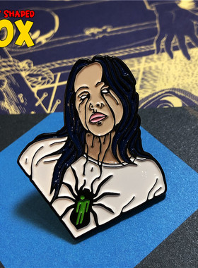 比莉BillieEilish碧梨卡通胸针徽章