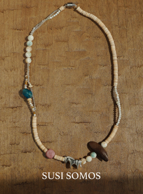 罗马小马贝母串珠项链