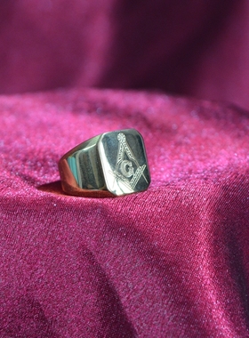 钛钢戒指不锈钢镀金钢共济会雕刻