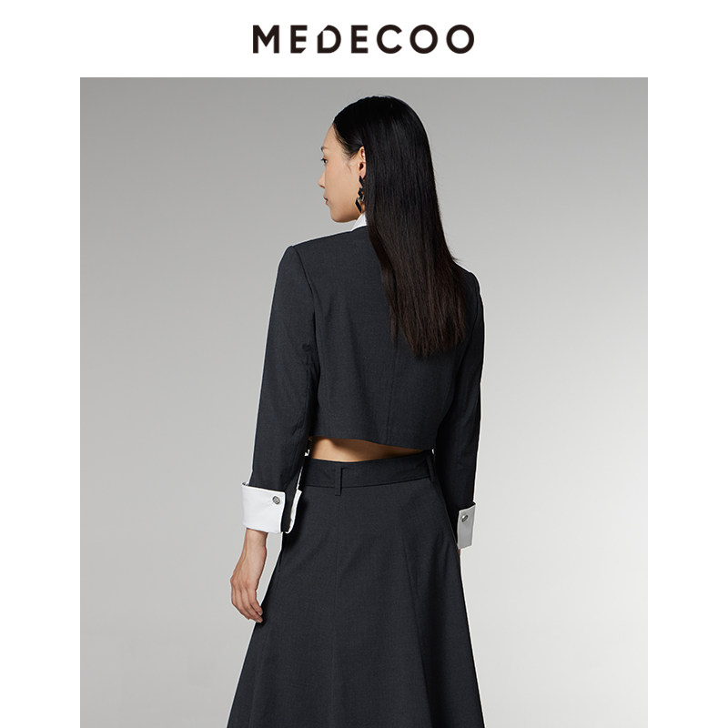 MEDECOO/墨蒂珂2025秋季新款衬衫领拼接假两件截短外套女MID31105,淘宝优惠券,粉丝福利购,淘宝优惠卷