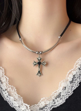 黑色拼接款冷淡风十字架项链街头嘻哈小众个性中性卫衣链锁骨颈链