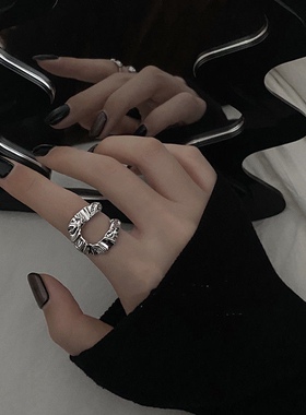 褶皱U形戒指女镂空设计指环暗黑男女潮小众设计感轻奢ins嘻哈指环