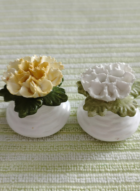 西洋收藏品 英国手工制作陶瓷描金小猫盐瓶 复古装饰陶瓷餐具摆件