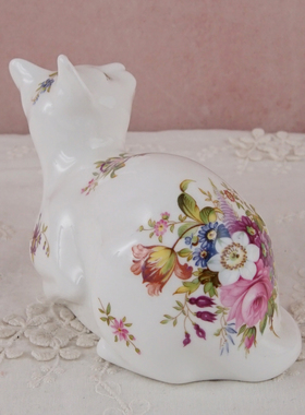 西洋收藏品 英国手工制作骨瓷小猫 欧式居家装饰可爱瓷偶摆件