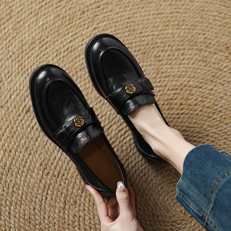 ladyblack低跟超软一脚蹬懒人乐福鞋女春复古大码深口单鞋子41-43,淘宝优惠券,粉丝福利购,淘宝优惠卷