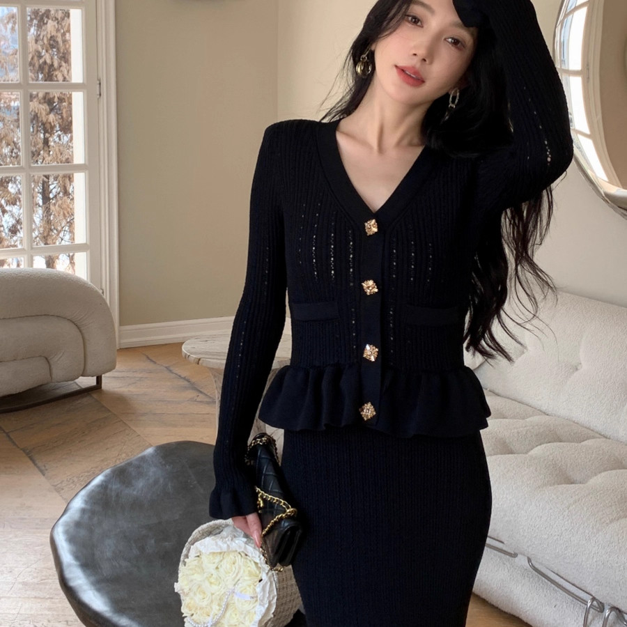 秋装新款女装温柔姐姐风性感镂空毛衣针织长裙长袖V领鱼尾连衣裙