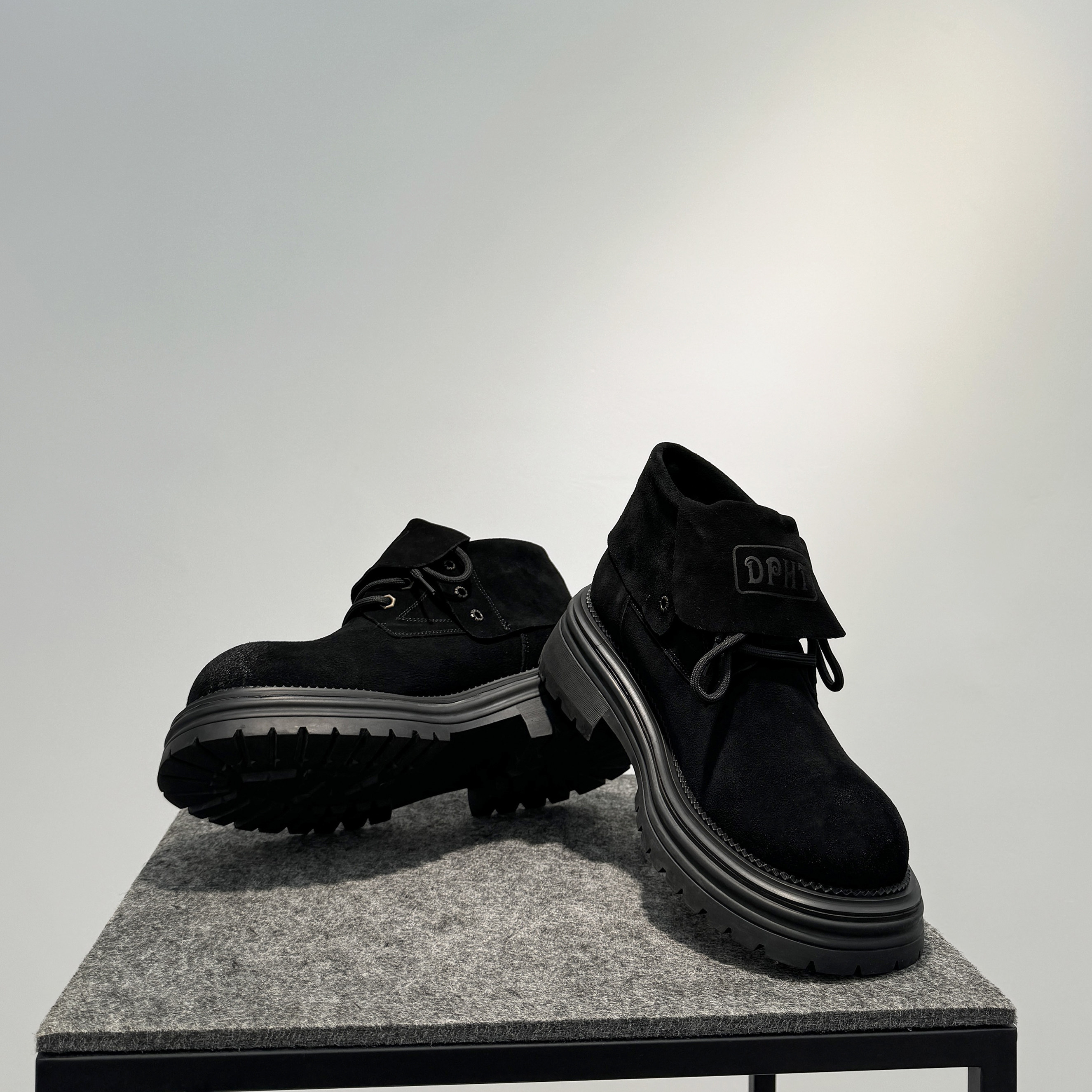 马丁靴男2024新款真皮系带高帮靴复古做旧工装靴百搭厚底两穿靴子,淘宝优惠券,粉丝福利购,淘宝优惠卷