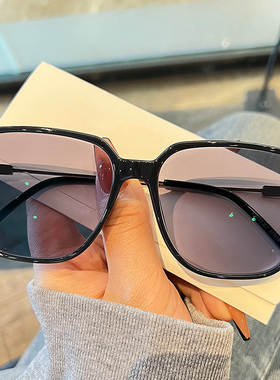 太阳镜女2022新款开车专用墨镜高级感ins防紫外线强光近视变色镜