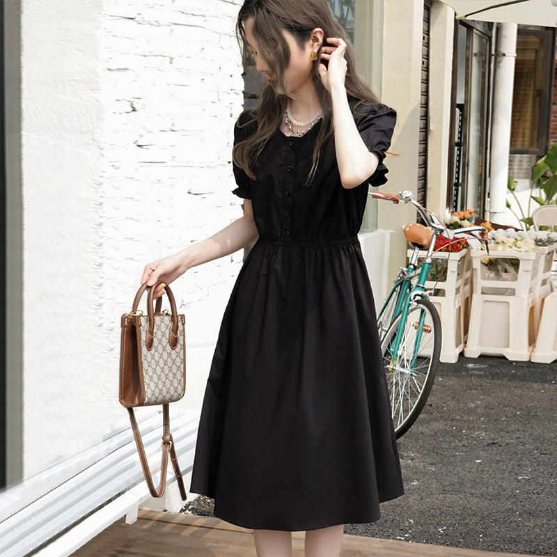 黑色夏季2022新款泡泡袖气质连衣裙 泛爱众连衣裙