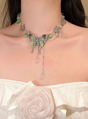 绿色冰晶蝴蝶项链女2025新款春夏清冷感小众锁骨链精致choker颈链