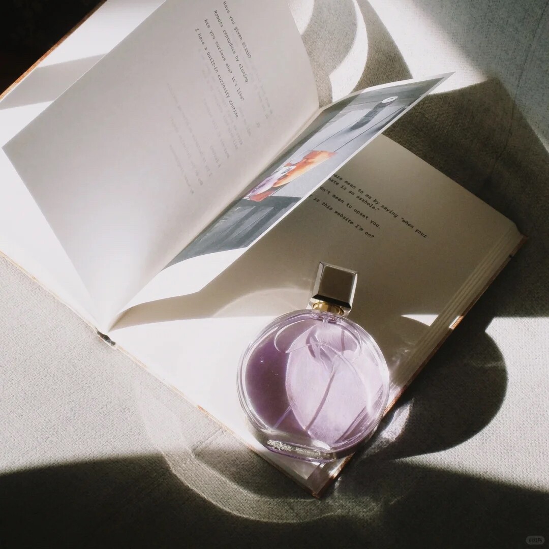 Y-香水女士淡香水大牌同款透明盖子便携装持久留香