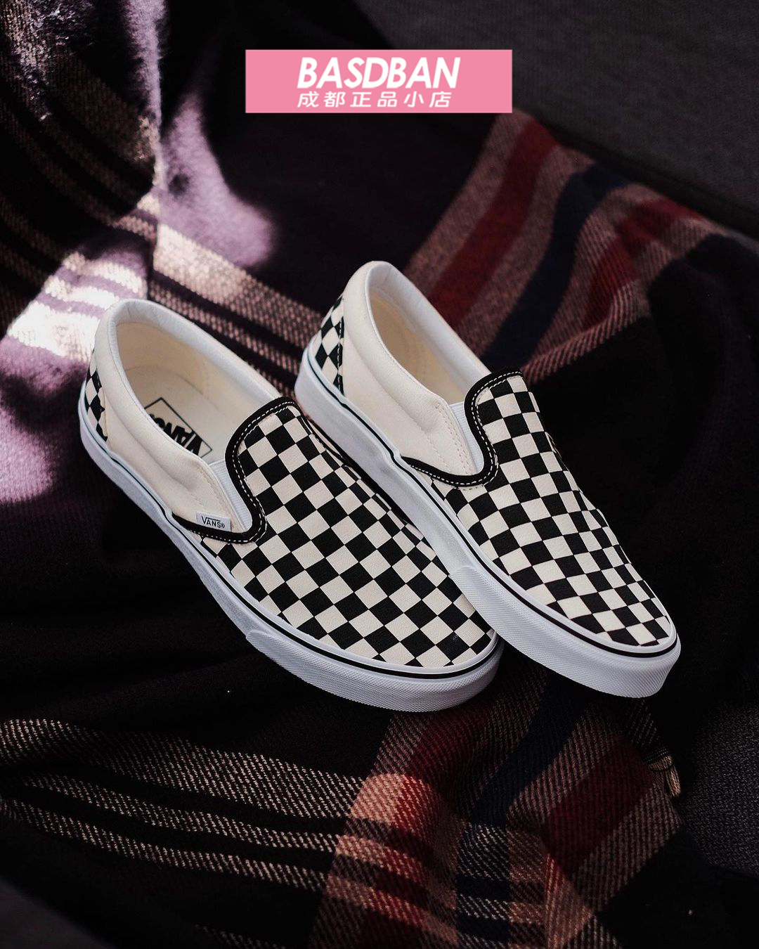 Vans Slip-On黑白棋盘格一脚蹬经典款低帮板鞋帆布鞋VN000EYEBWW-图1