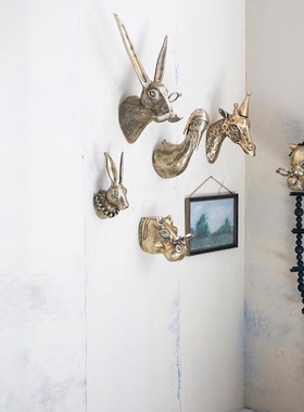 现 纽约下城公园进口花边领古典小金兔铸铝墙面装饰挂钩壁饰