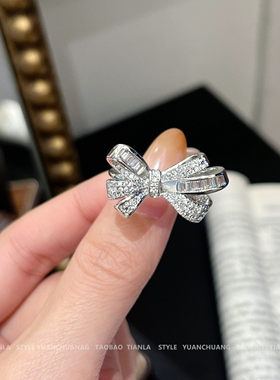 精致大气锆石蝴蝶结戒指女