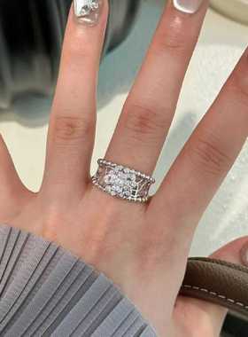 新款设计感锆石花朵珍珠戒指