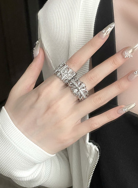 镶钻十字架戒指女时尚个性