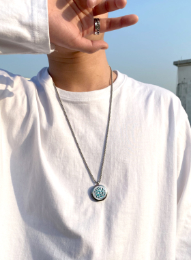 钛钢男士能散发香味的项链送香水