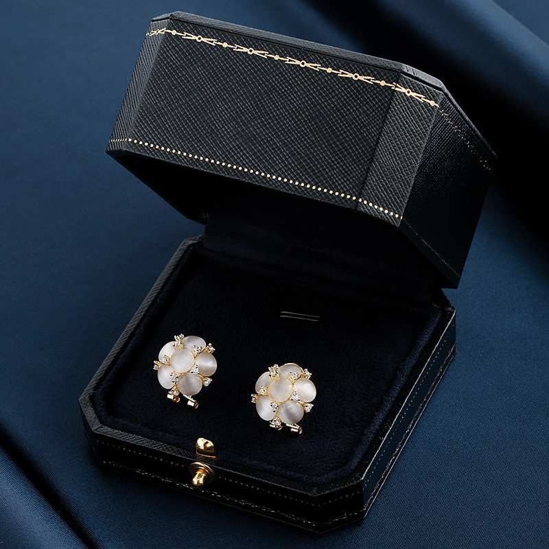 紫罗兰茶时山茶花耳钉女秋冬气质高级感小众时尚生日礼物潮耳饰,淘宝优惠券,粉丝福利购,淘宝优惠卷