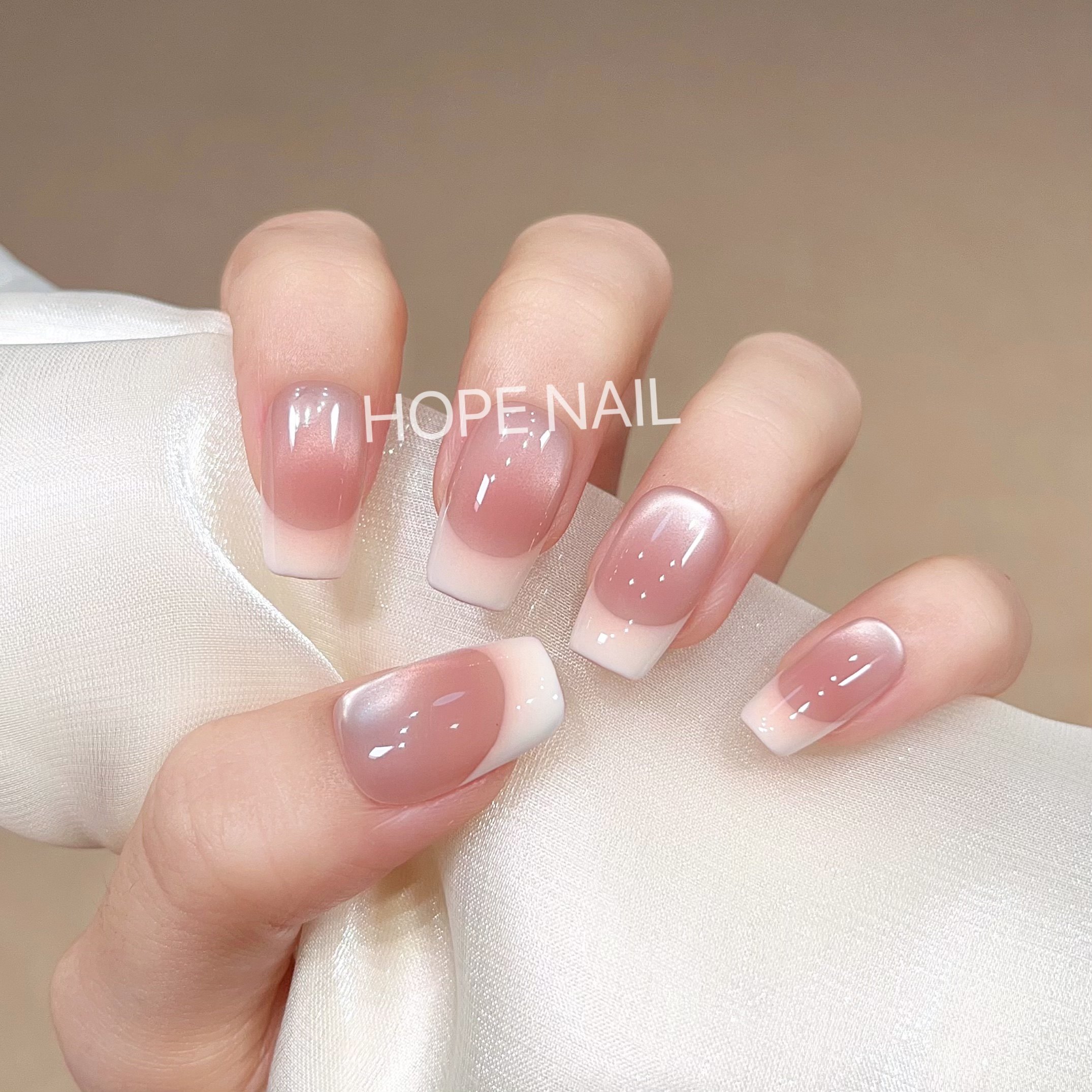 【蜜桃奶盖】温柔裸色腮红法式猫眼手工穿戴甲高级感显白美甲贴片,淘宝优惠券,粉丝福利购,淘宝优惠卷