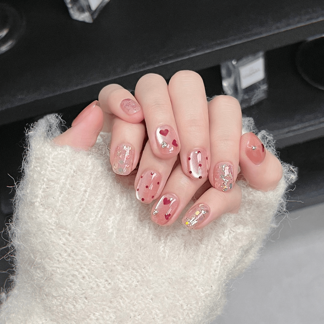 落跑甜心纯手工穿戴甲爱心猫眼爆闪纯欲显白高级短款美甲贴片成品,淘宝优惠券,粉丝福利购,淘宝优惠卷