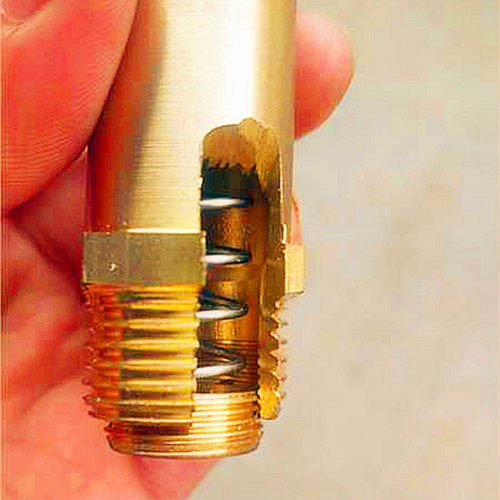 大流量猪水嘴猪用饮水器防溅全铜母猪肥猪饮水嘴猪场养猪设备用品 - 图1