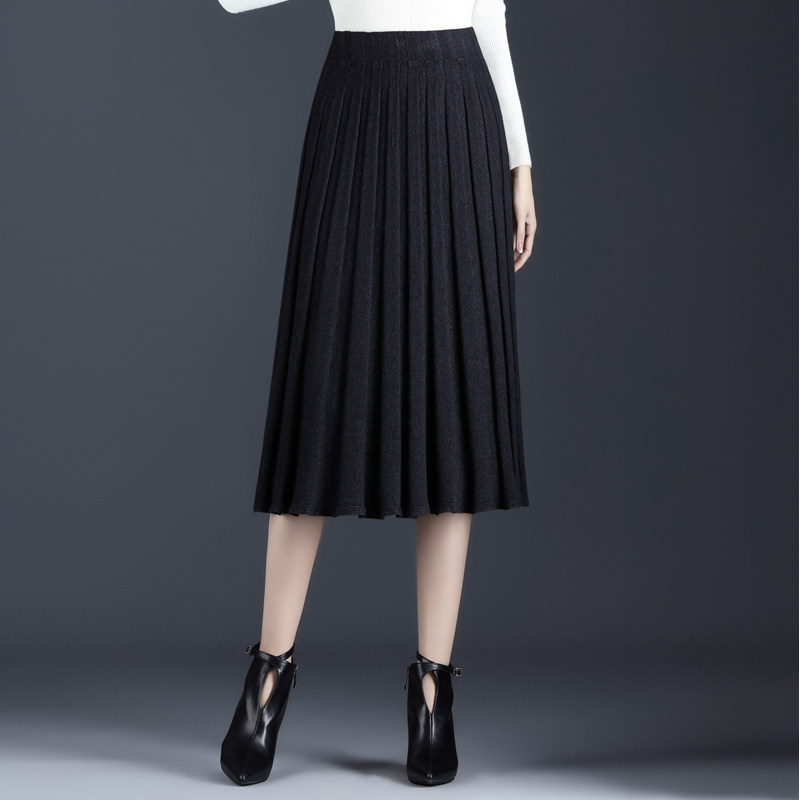 2022秋冬a字百搭毛线子女配半身裙 曲爱婷女装半身裙