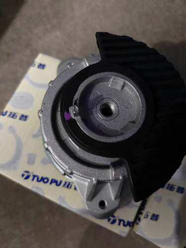 适用奔驰E级W212发动机胶垫E400机爪E200 E260 E300 E320机脚胶 - 图2