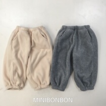 Floral small paving Korean childrens clothing 23 winter new mnbb male and female child grabbing suede thick and coveted pure color bungling pants and pants