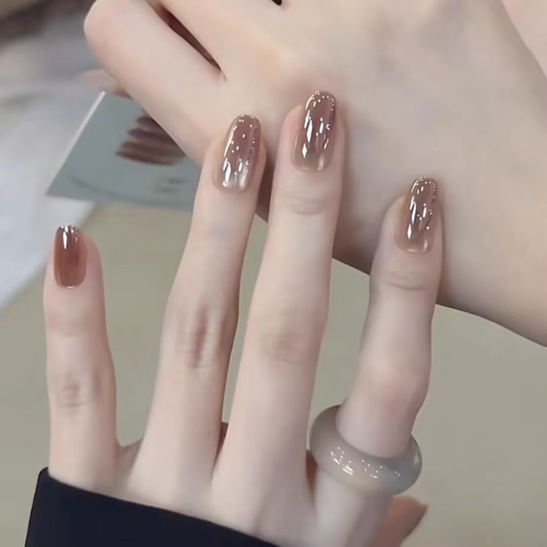 【焦糖可可酱】秋冬棕色极光镜面显白高级感渐变猫眼纯手工穿戴甲,淘宝优惠券,粉丝福利购,淘宝优惠卷